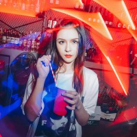  七妹DJ_给你带来热辣音乐体验